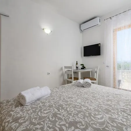 Apartment 5235-9 In Drenje (Istria)